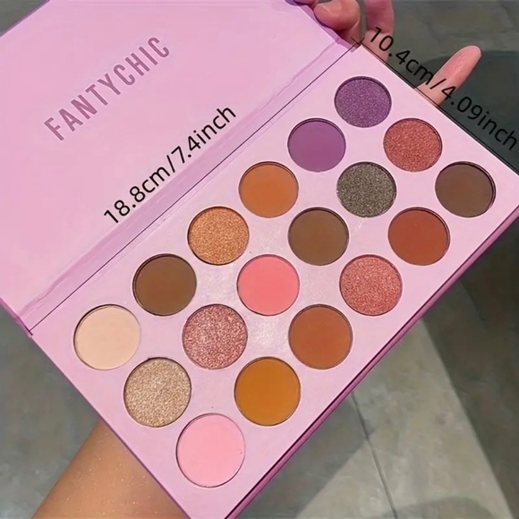 eyeshadow Palette Talkin' Flirty Artistry - Picture 4 of 6